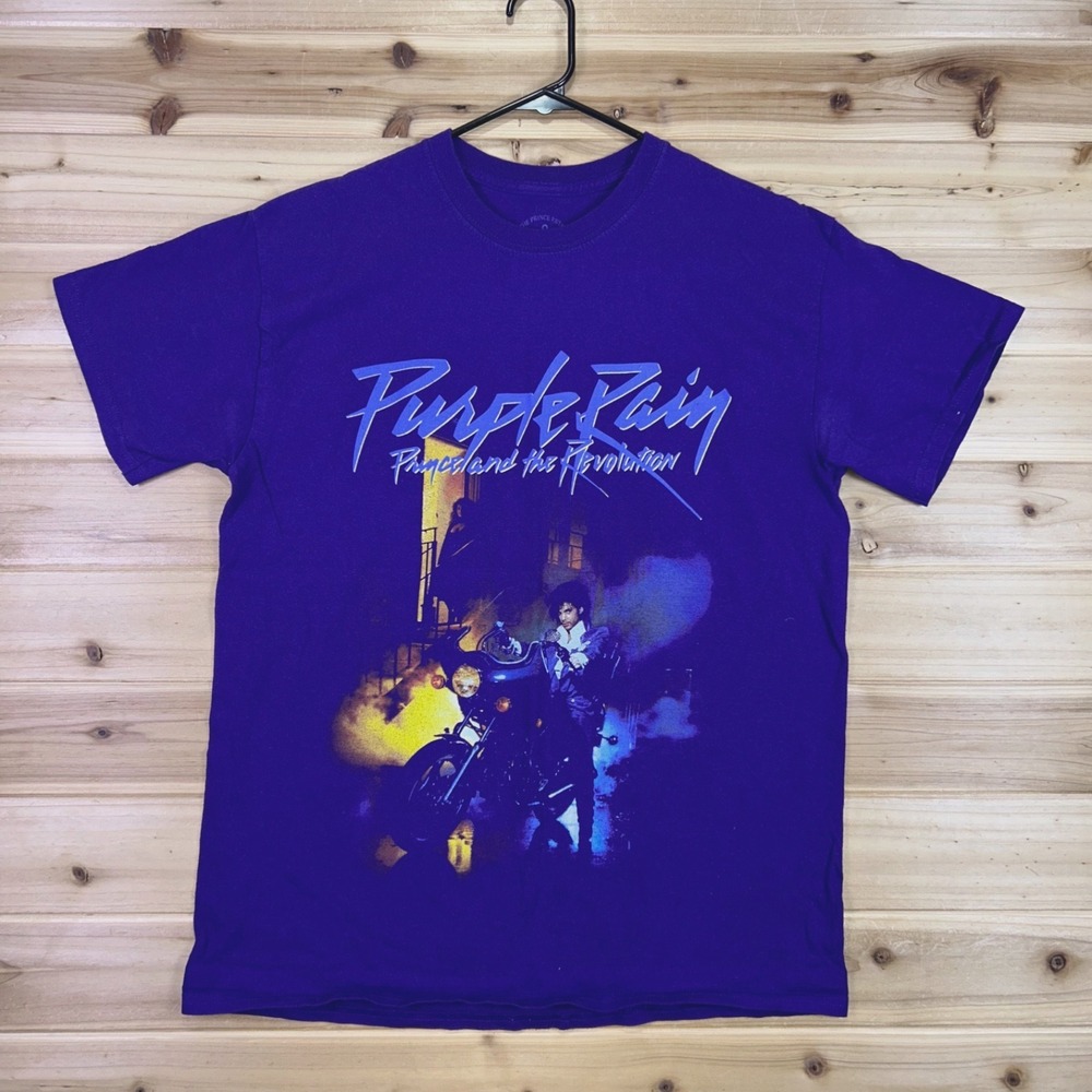 Prince And The Revolution T-Shirt Womens Medium Purple Rain Short Sleeve Shirt